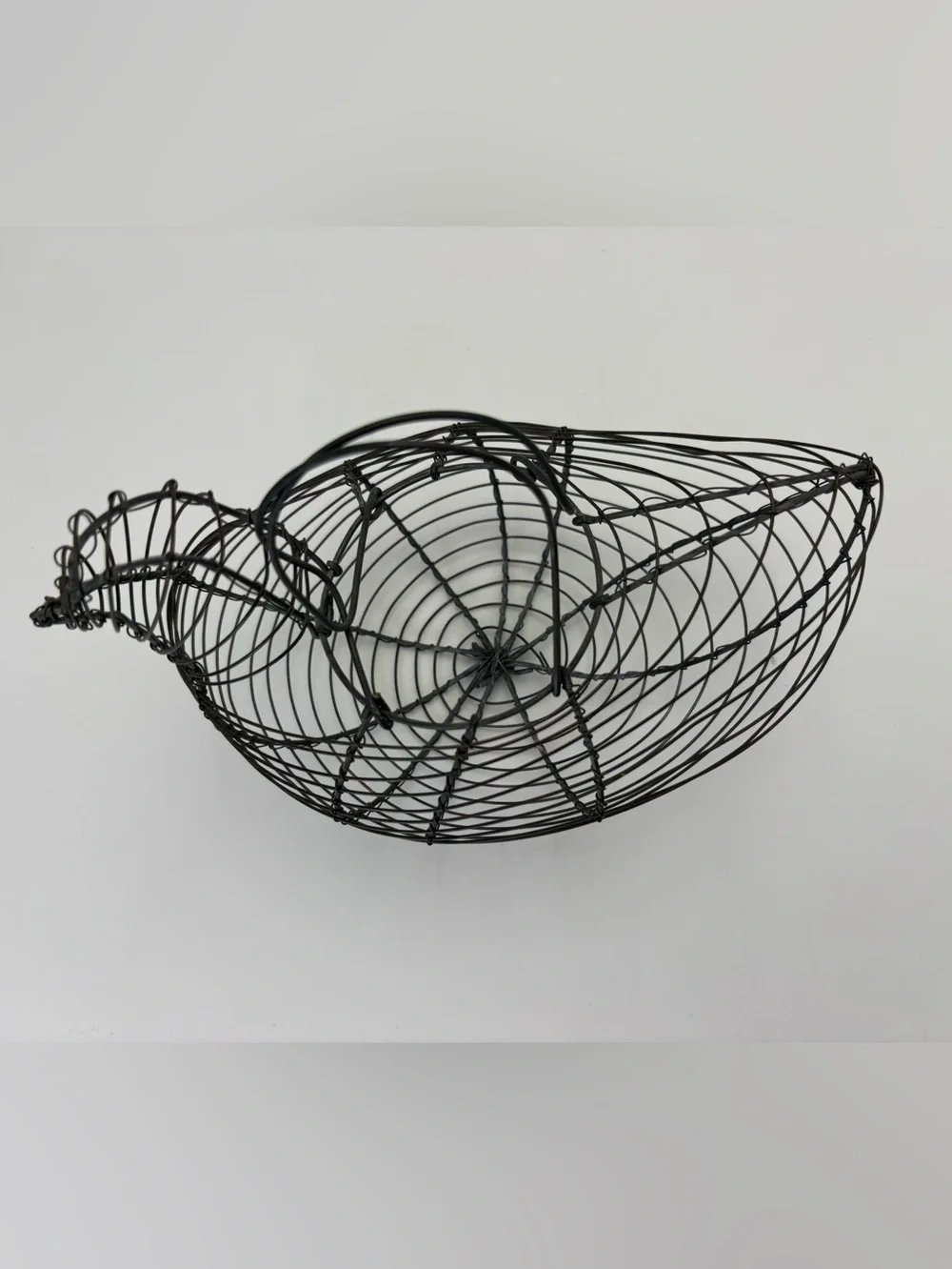 Decorative Wire Chicken Basket - Black